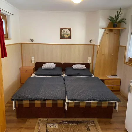 Bed and Breakfast Eszter Vendeghaz Χάρτα