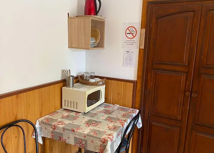 Bed & Breakfast Eszter Vendeghaz