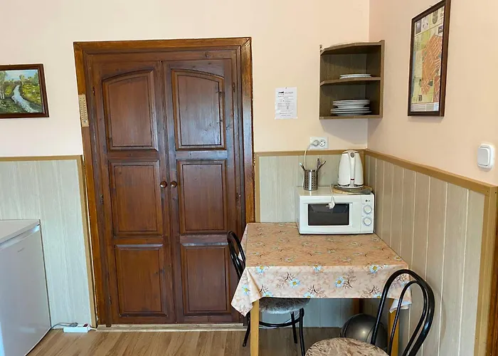 Bed & Breakfast Eszter Vendeghaz